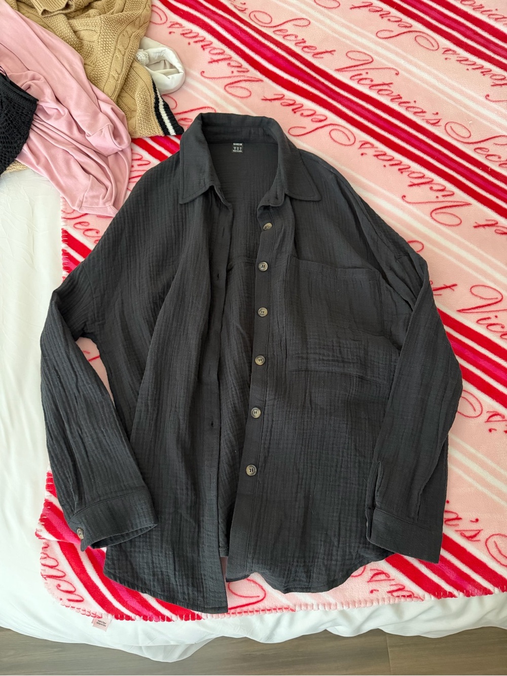 SHEIN Black Textured Button-Up Shirt